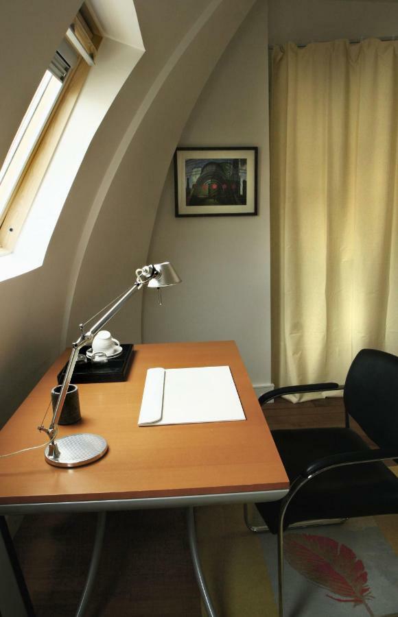 Cote Montmartre Bed & Breakfast Paris Exterior photo
